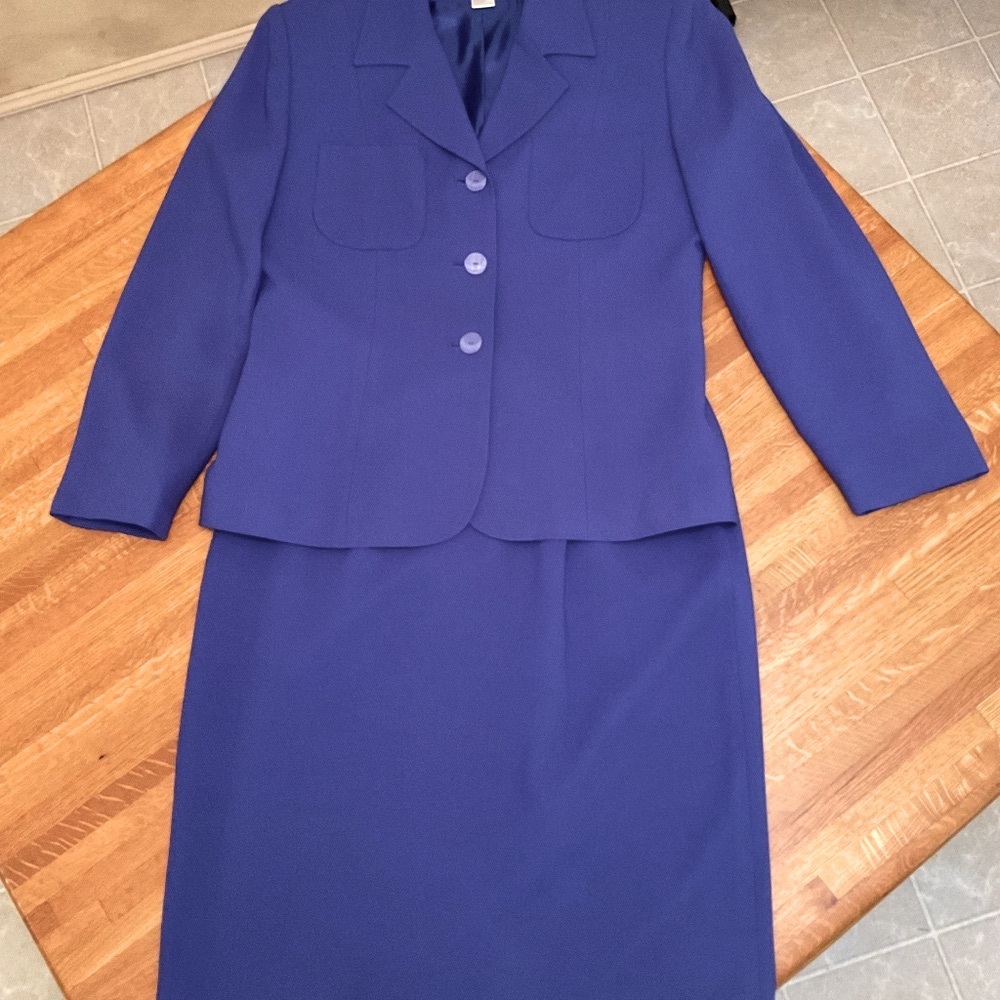 Jones of NY size 12 Women’s Violet Purple Suit - Picture 4 of 12
